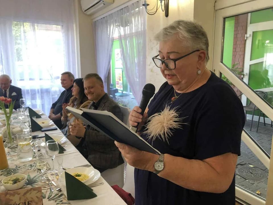 "Nie patrz na PESEL, lecz się wesel". Klub Społeczny "Sami Swoi" z Goliny świętował swoje 10-lecie w Jarocinie [ZDJĘCIA] — zdjęcie 3 z 154