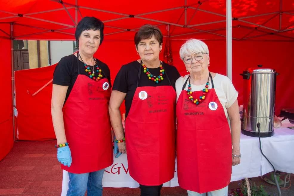 Wielkie święto na rynku - jarociński samorząd obchodzi 35. urodziny. Zobacz, kto był, a kogo zabrakło [ZDJĘCIA]