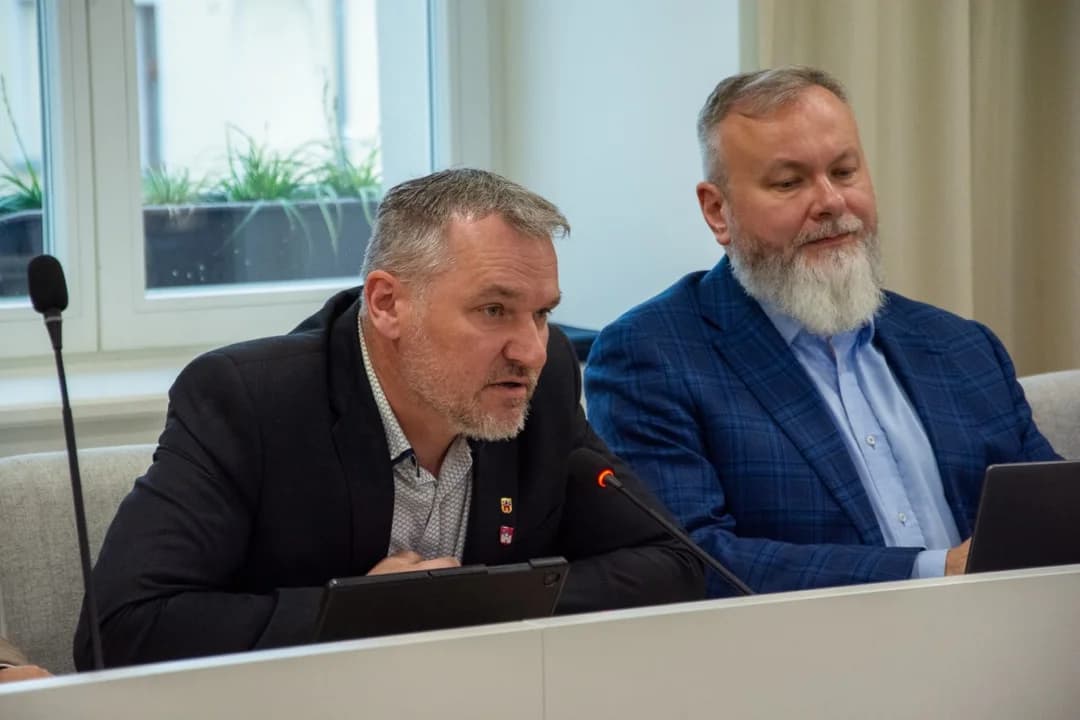 Burzliwie o nowej wysokości diet w Radzie Miejskiej w Jarocinie. Była przewodnicząca rady przeprasza [ZDJĘCIA, SONDA]