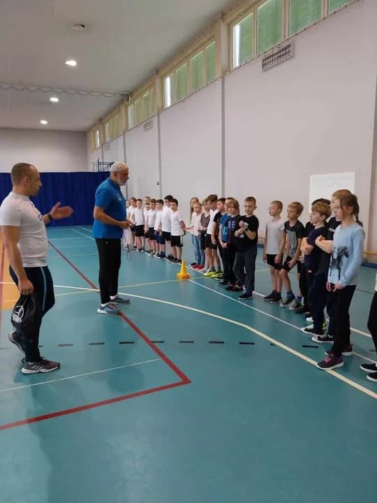 Akcja #BądźWidocznyNaDrodze Biegaczy Jarocin — zdjęcie 4 z 13