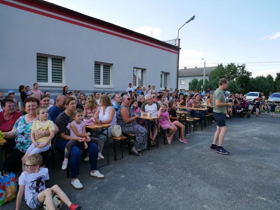 Nowy nietuzinkowy plac zabaw w Golinie. Gratka dla miłośników straży pożarnej — zdjęcie 5 z 11