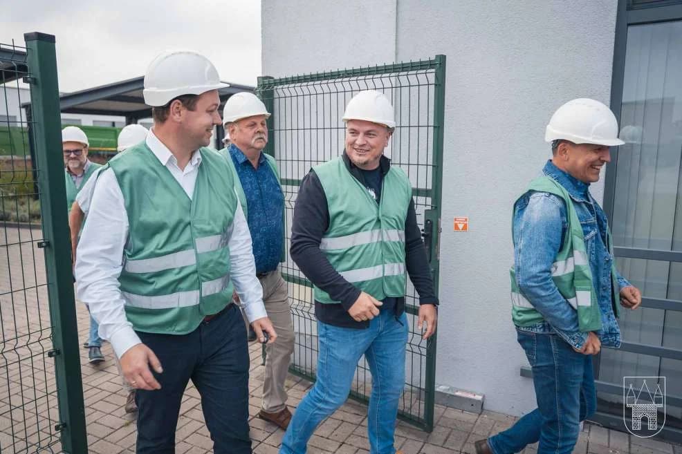 Co z tym smrodem - jarocińscy radni badali sprawę w WCR-ze. My sprawdziliśmy zgłoszenia w aplikacji [ZDJĘCIA] — zdjęcie 5 z 40