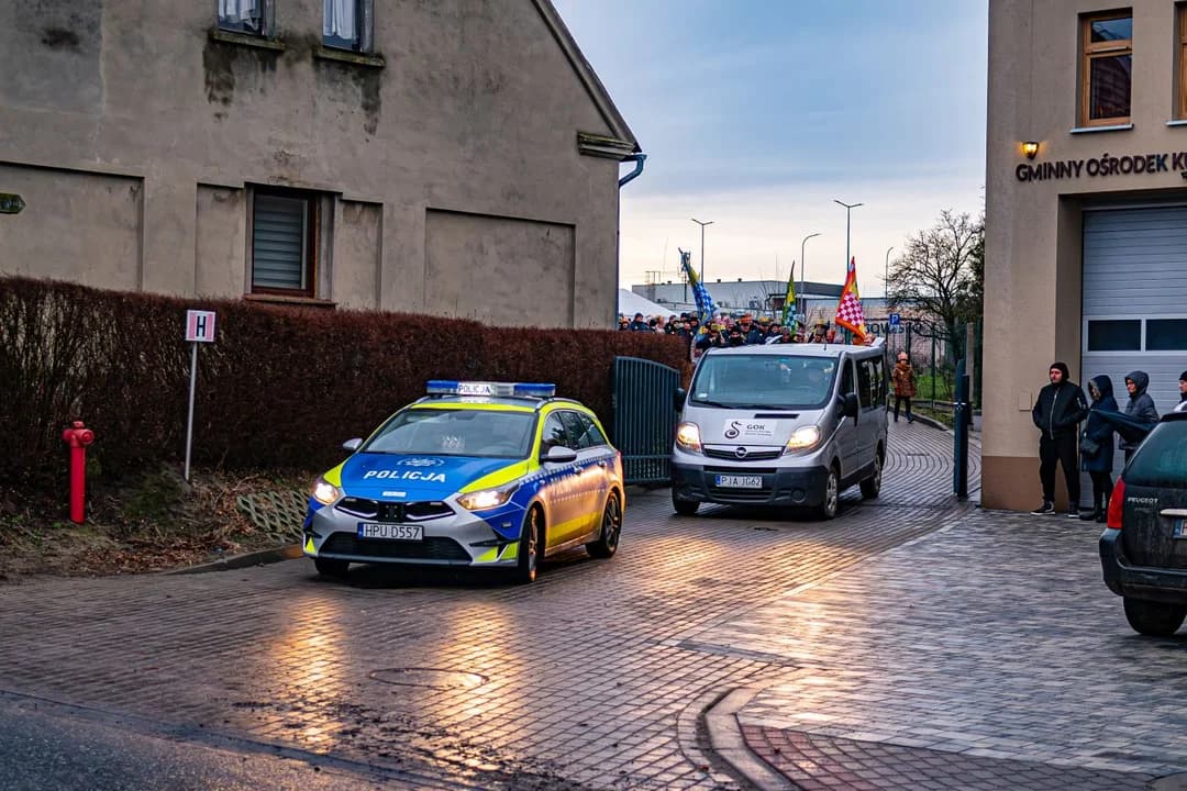 Orszak Trzech Króli w Jaraczewie z koncertem grupy Mejk