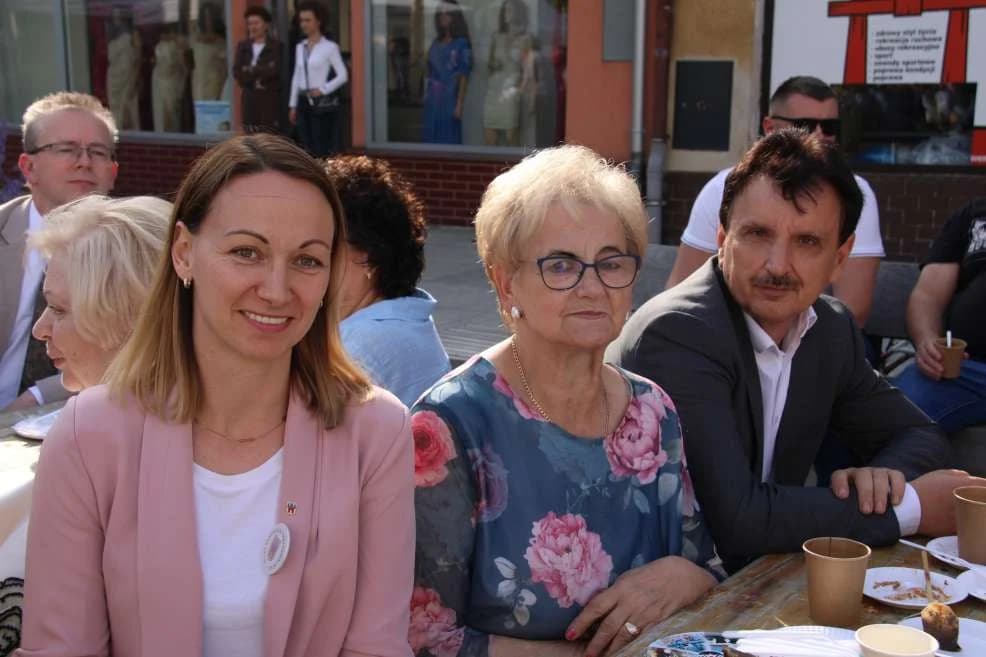 Wielkie święto na rynku - jarociński samorząd obchodzi 35. urodziny. Zobacz, kto był, a kogo zabrakło [ZDJĘCIA]