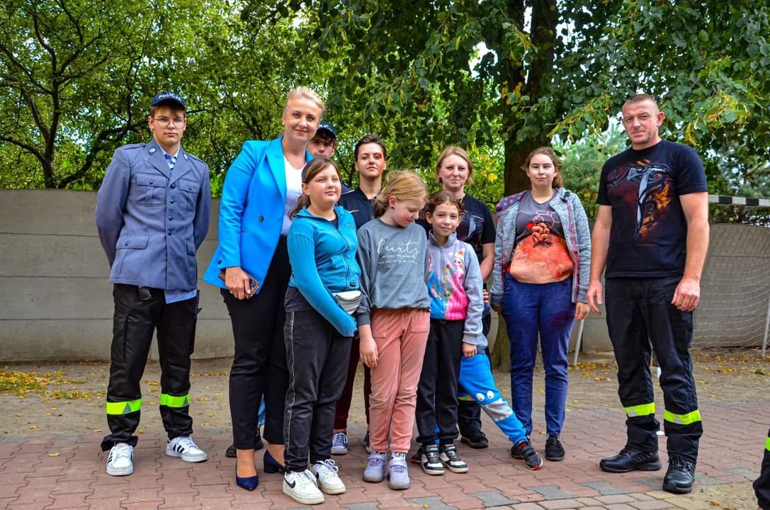 Pomagali kobiecie w ciąży pogryzionej przez agresywnego psa. Młodzieżowe Zawody Ratownicze w Golinie — zdjęcie 5 z 69