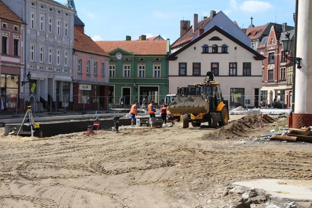 Zobaczcie, jak wygląda jarociński rynek w przebudowie. To niepowtarzalny widok [ZDJĘCIA]