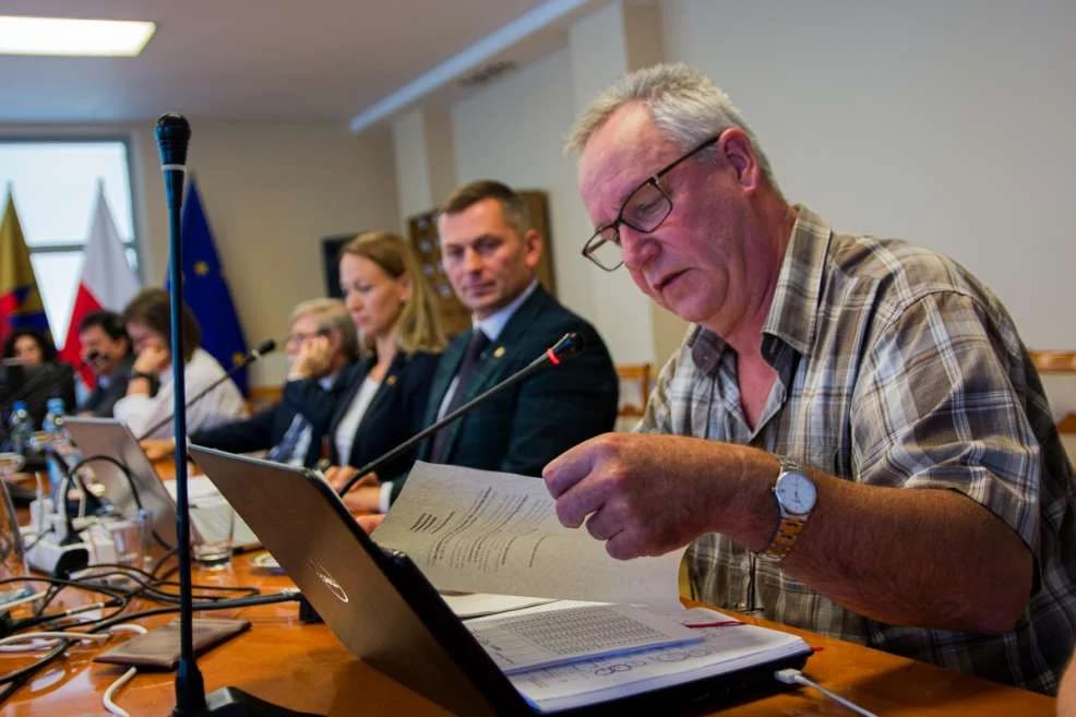 Sesja Rady Miejskiej w Jarocinie (wrzesień 2023) — zdjęcie 4 z 26