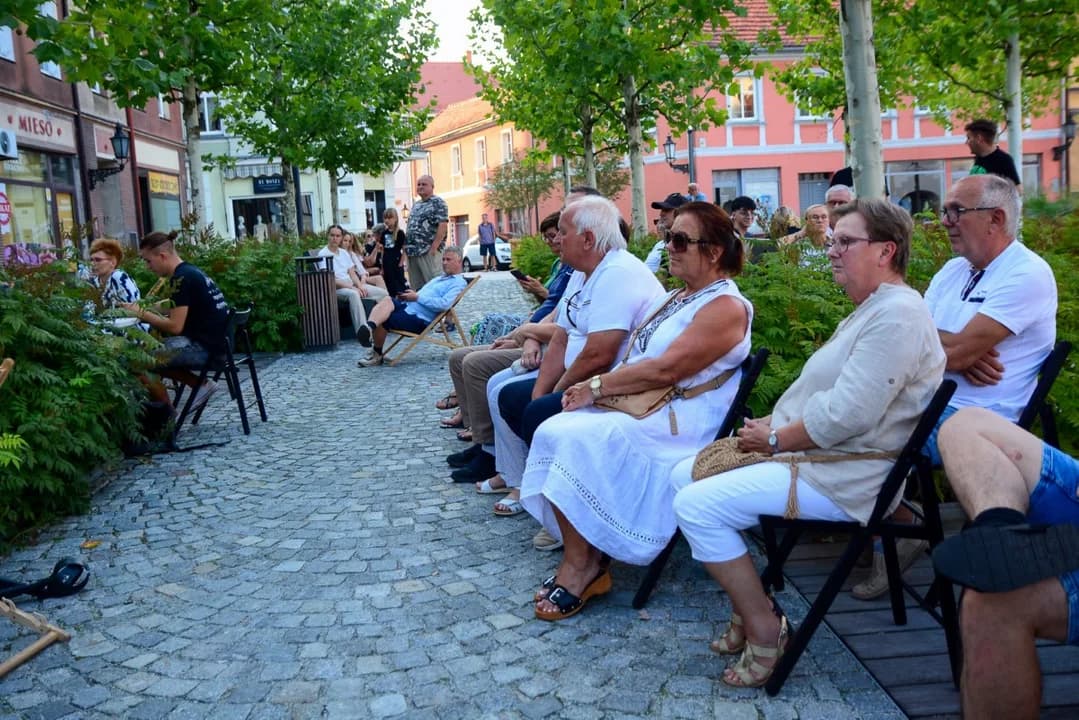 Letnie Brzmienia Jarocina. Marta Mąka i zespół Senders stworzyli wyjątkowe widowisko [ZDJĘCIA]
