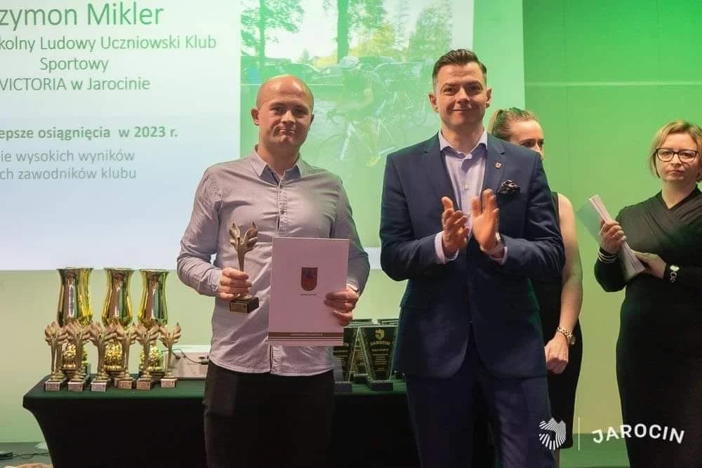 W minionych latach zawodnicy i trener Victoirii Jarocin nie jeden raz byli nagradzani przez burmistrza Jarocina za osiągnięcia sportowe.