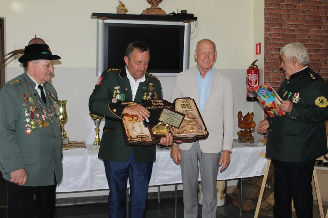 Mariusz Krajewski z Mieszkowa zdobył najwięcej nagród na turnieju z okazji 25. rocznicy nadania sztandaru KBS-owi Jarocin [ZDJĘCIA]