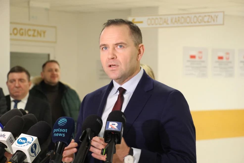 Karol Nawrocki, kandydat na prezydenta popierany przez PiS, po sąsiedzku w Pleszewie. Miał być też w powiecie jarocińskim — zdjęcie 6 z 31
