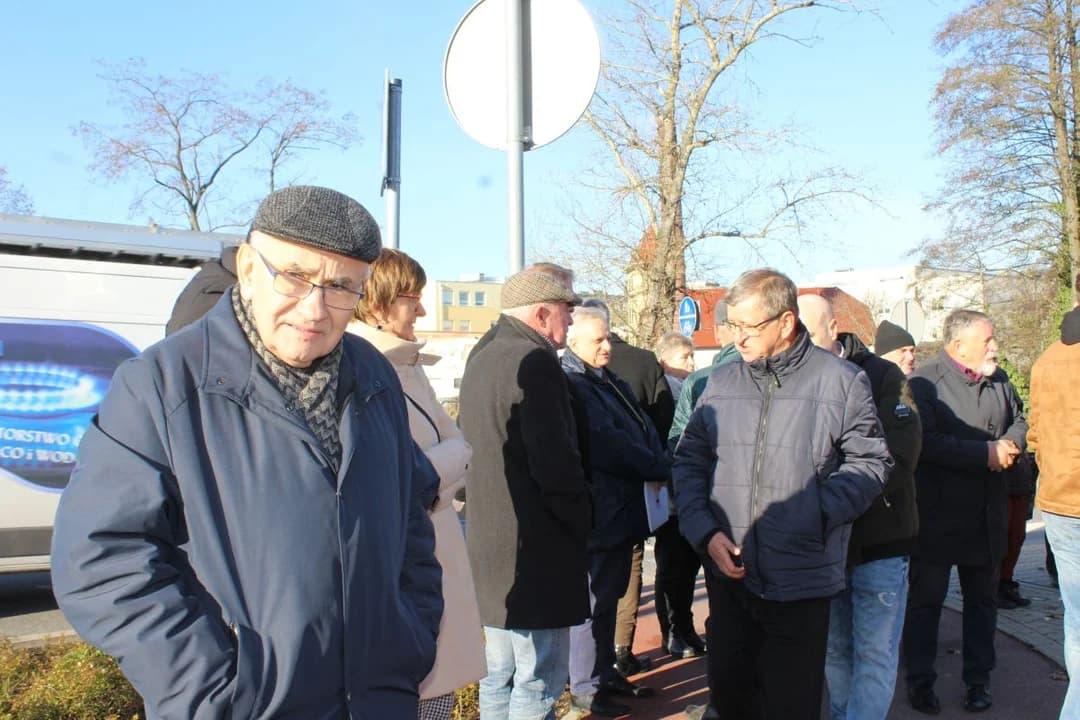 Honorowi Dawcy Krwi mają swój skwer w Jarocinie — zdjęcie 3 z 58