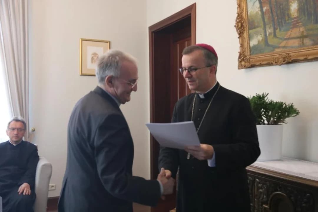 Biskup kaliski podziękował kapłanom odchodzącym na emeryturę — zdjęcie 3 z 4