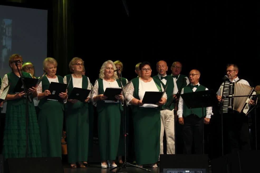 I Festiwal Piosenek o Jarocinie w Jarocińskim Ośrodku Kultury — zdjęcie 5 z 177