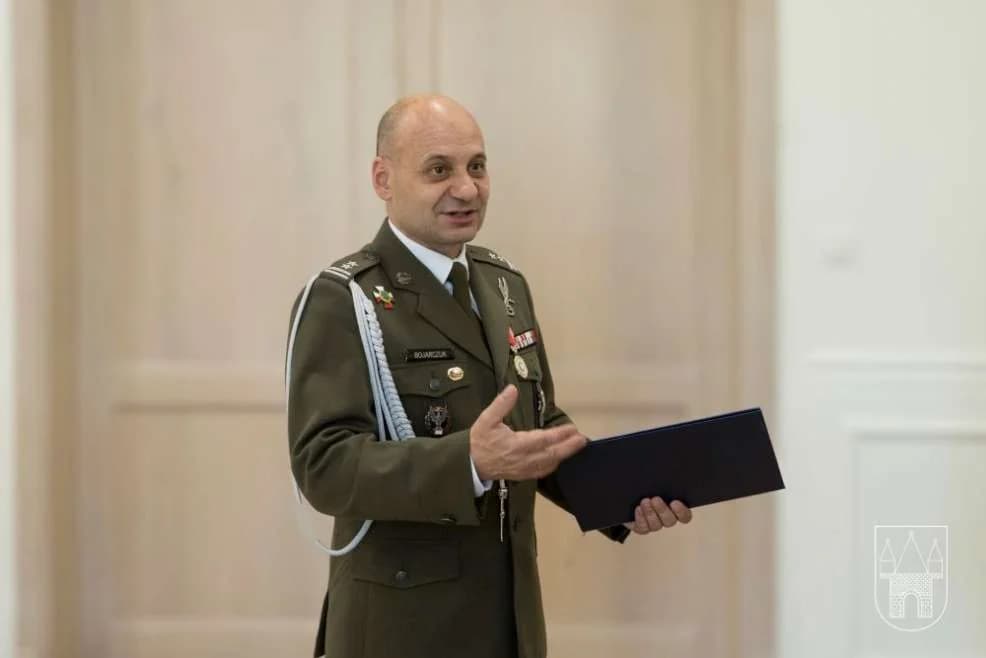 Złoty medal „Za zasługi dla obronności kraju” dla Marty Mazurkiewicz z Jarocina — zdjęcie 6 z 7