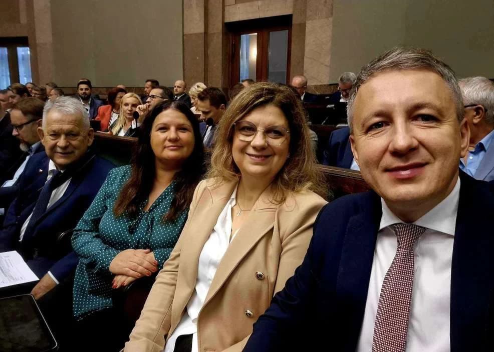 Posłanka Lidia Czechak w rozmowie z Gazetą Jarocińską mówi między innymi o sejmowej „kuchni”, o zarobkach i polityce [ZDJĘCIA]