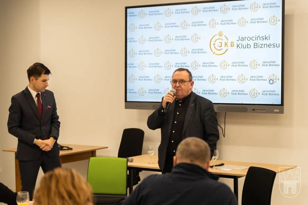 Spotkanie dla przedsiębiorców w Jarocińskim Centrum Edukacji i Kariery — zdjęcie 5 z 10