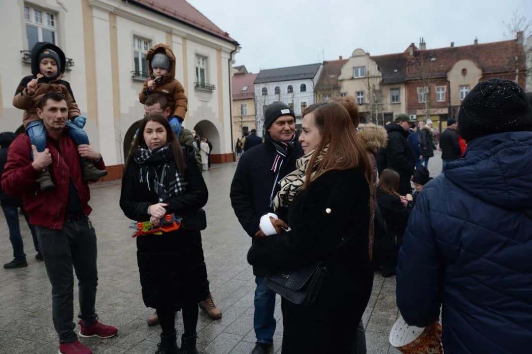 14. Jarocińskie Kolędowanie z Orszakiem Trzech Króli. Najwięcej było przedszkolaków  [ZDJĘCIA]