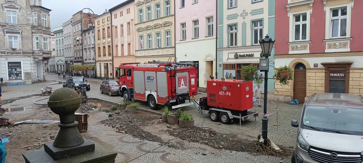 Jarocińscy strażacy walczą ze skutkami powodzi na południu Polski