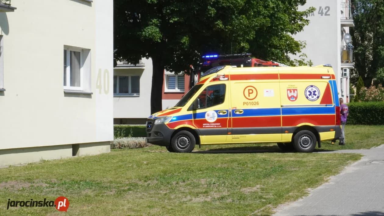 Akcja służb ratunkowych na osiedlu 1000-lecia w Jarocine