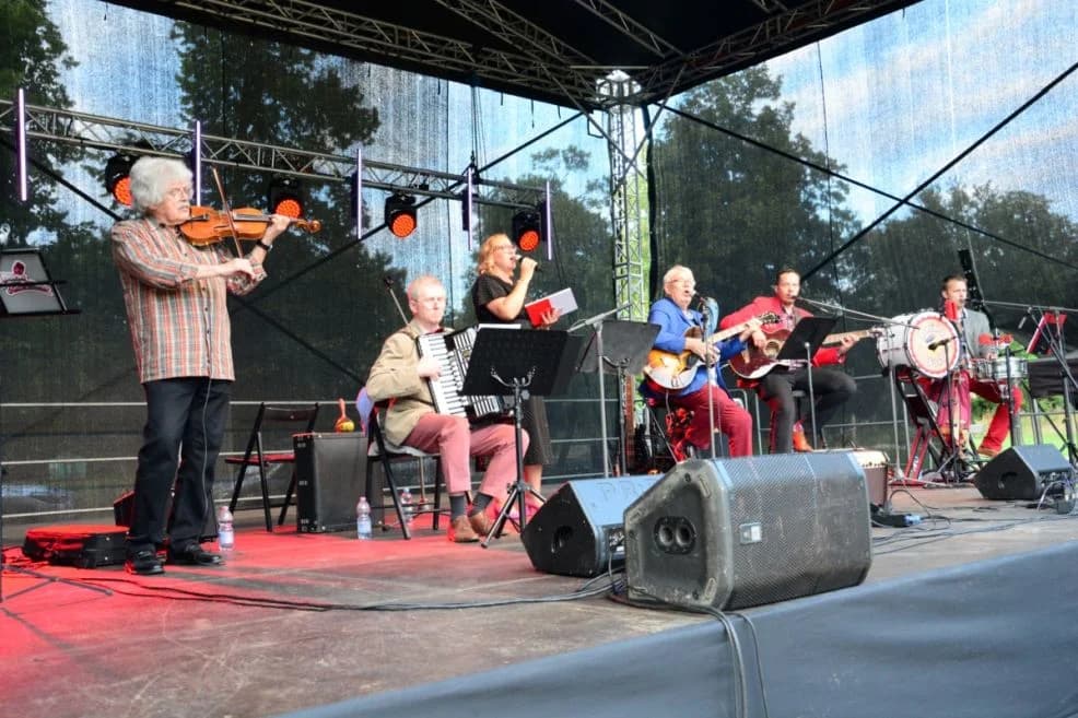 Koncert Prima Sort w ramach Letnich Brzmień Jarocina — zdjęcie 1 z 62