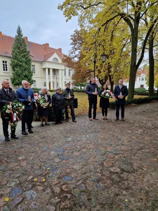 Pamiętali o rocznicy utworzenia obozu przejściowego w Cerekwicy Nowej — zdjęcie 2 z 7