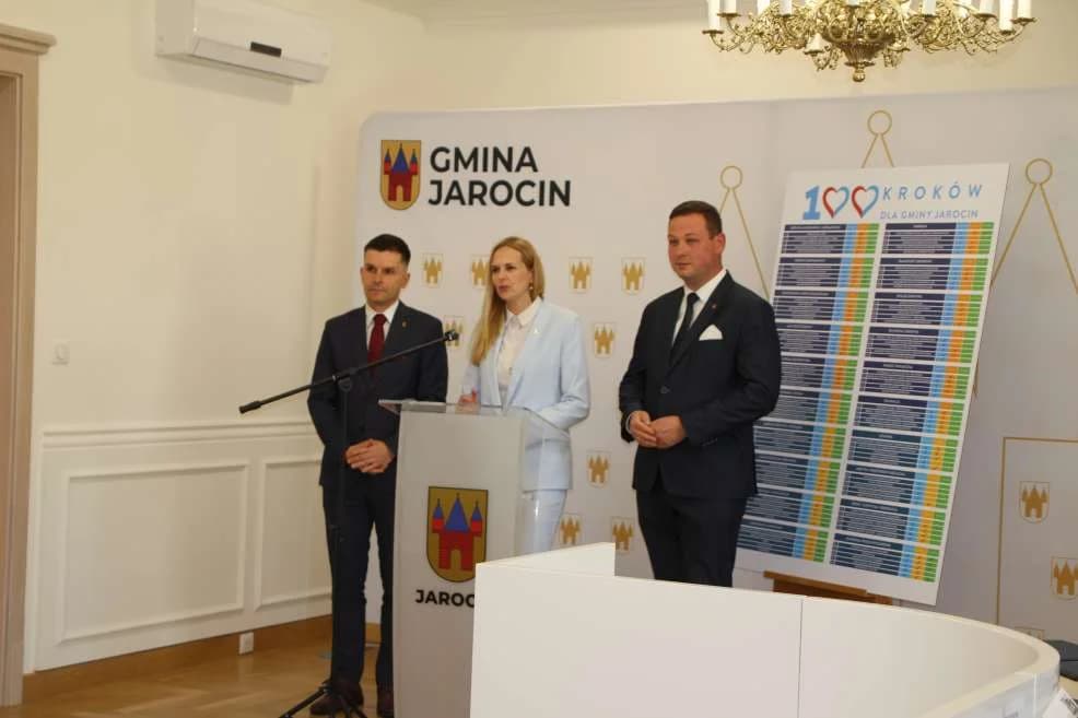 Burmistrz Jarocina Urszula Wyremblewska-Korzyniewska podsumowała rok od przejęcia władzy. Jak ocenia te dwanaście miesięcy? [ZDJĘCIA, AKTUALIZACJA, SONDA]