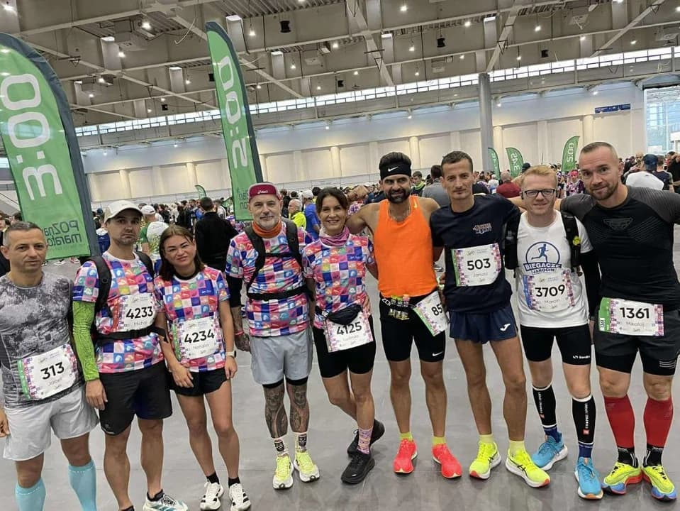 Nasi biegacze na 24. LOTTO Poznań Maraton. Znaleźli się wśród tysiący innych uczestników
