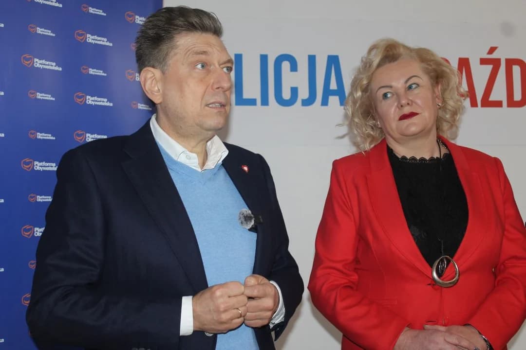 Poseł Mariusz Witczak w Jarocinie. Na konferencji mówił o S-11 [ZDJĘCIA, WIDEO] — zdjęcie 4 z 29
