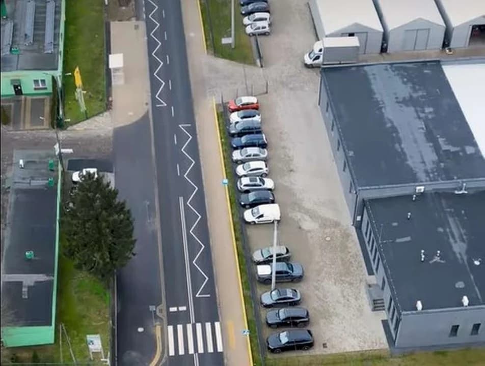 Powiat jarociński wybudował nową drogę i chodniki. Jak oceniacie inwestycje? [ZDJĘCIA, SONDA] — zdjęcie 6 z 12
