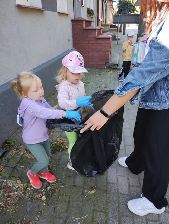 Akcja Sprzątania Świata w Mieszkowie — zdjęcie 6 z 38