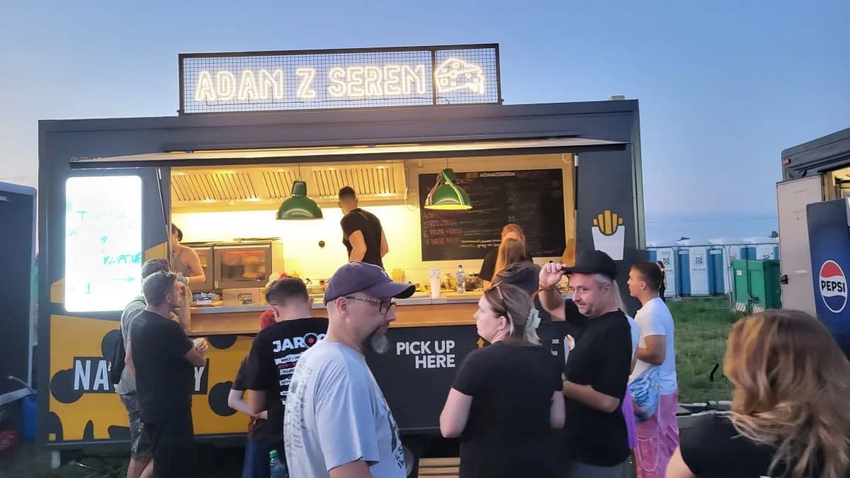 Strefa gastronomiczna na Jarocin Festiwal 2024