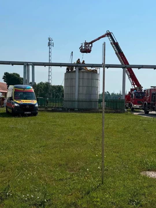 Wypadek na terenie jednej z firm w Klęce — zdjęcie 4 z 4