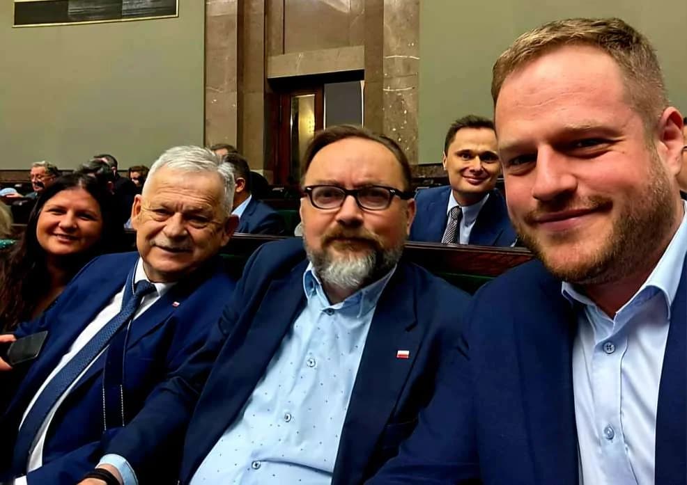 Posłanka Lidia Czechak w rozmowie z Gazetą Jarocińską mówi między innymi o sejmowej „kuchni”, o zarobkach i polityce [ZDJĘCIA]