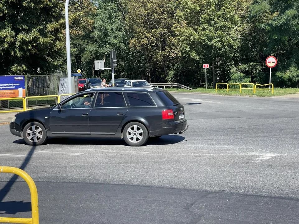 Skrzyżowanie ulicy Wrocławskiej i Powstańców Wielkopolskich w Jarocinie