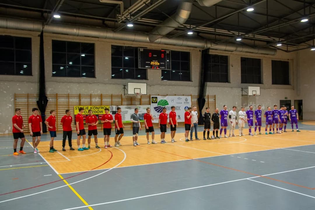 Mecz pokazowy JLHPN pomiędzy Fort Boys Team i A Seree Tee