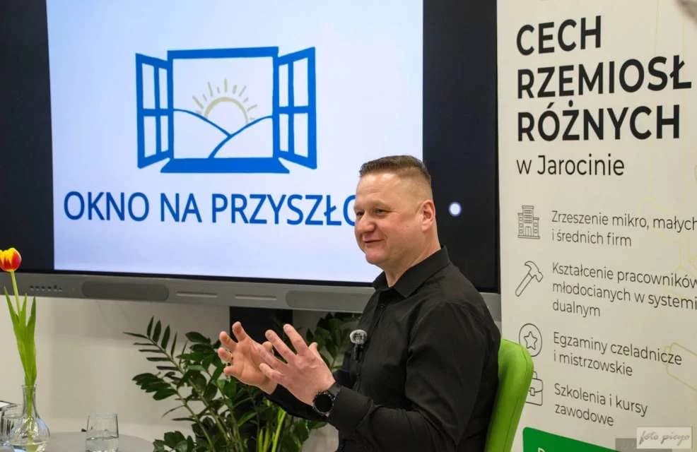 Jarociński licealistki otworzyły „Okno na przyszłość”. Pomagają rówieśnikom [ZDJĘCIA]
