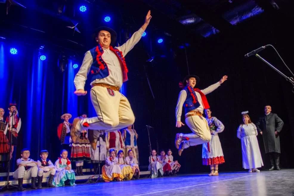 Niesamowite widowisko w JOK Jarocin z okazji Dnia Babci i Dziadka [ZDJĘCIA]