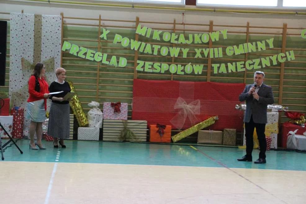 Przegląd Zespołów Tanecznych w szkole w Cielczy — zdjęcie 3 z 80