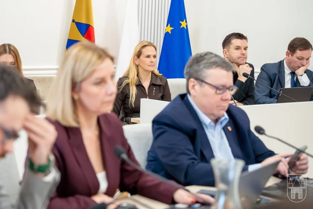 Dwa lata rządów - jaką ocenę dają burmistrzowi mieszkańcy, jaką radni? Jest piątka, ale i jedynka...