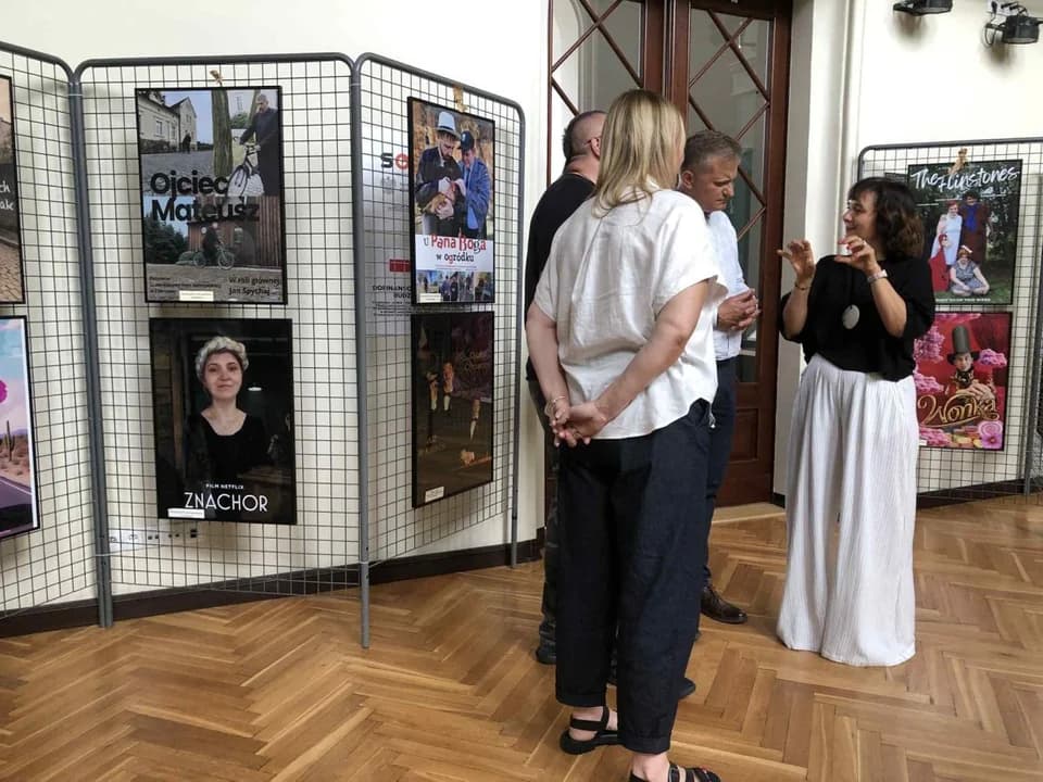 Piętnaście placówek wzięło udział w V Integracyjnym Festiwalu Plakatu "Camera Hity 2025" w Jarocinie [ZDJĘCIA] — zdjęcie 3 z 25