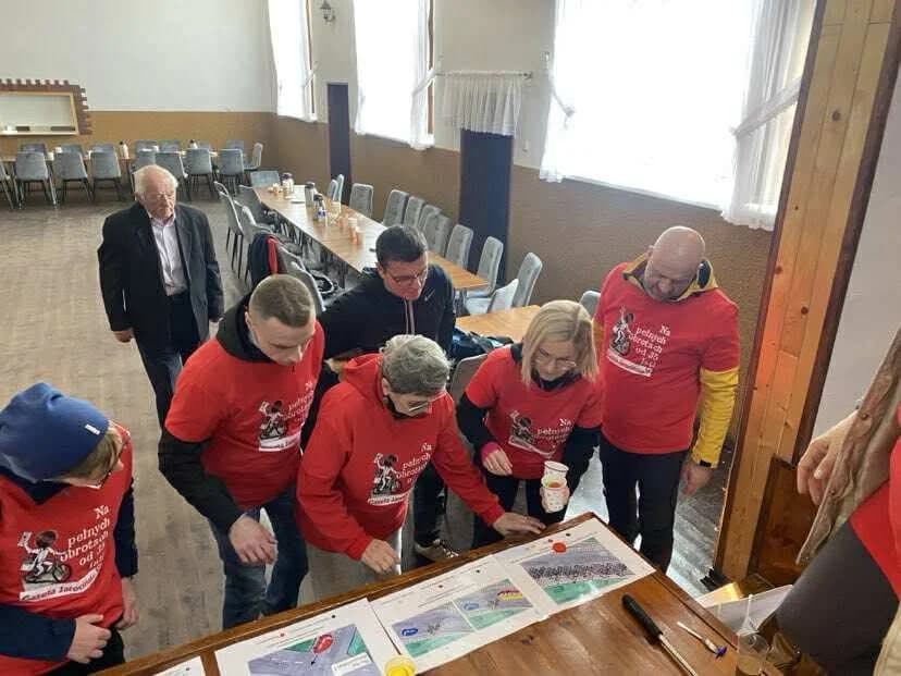 35 km na 35-lecie. Wyjątkowe urodziny „Gazety Jarocińskiej”. Niedzielne podchody z RoweLOVE Jarocin [ZDJĘCIA]