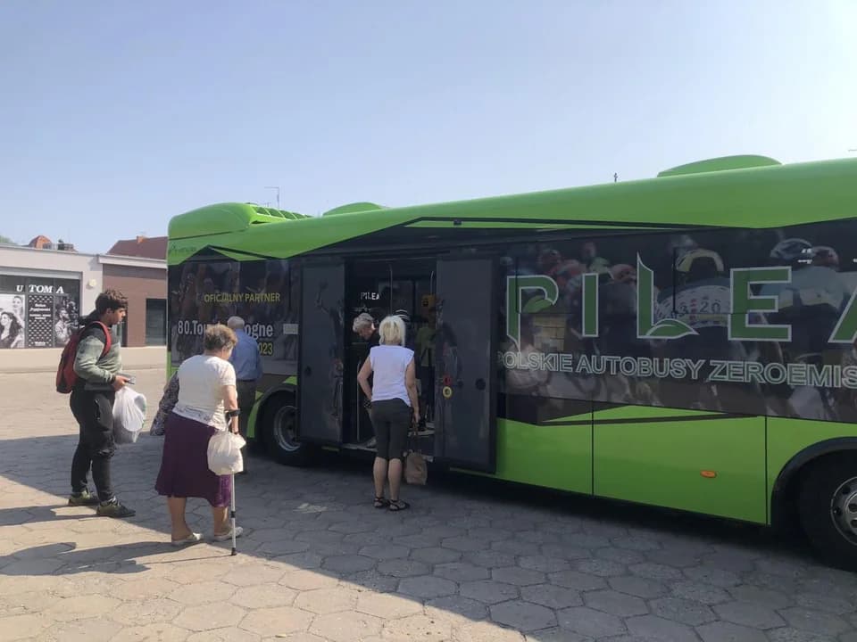 Gmina Jarocin testuje nowy autobus elektryczny — zdjęcie 4 z 19