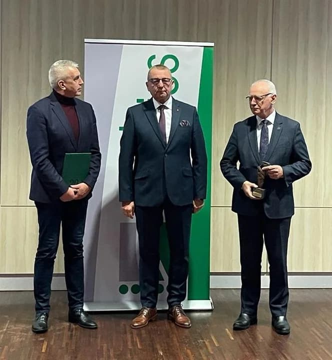 Burmistrz Jaraczewa z nagrodą „Filar Samorządu Terytorialnego” — zdjęcie 4 z 6