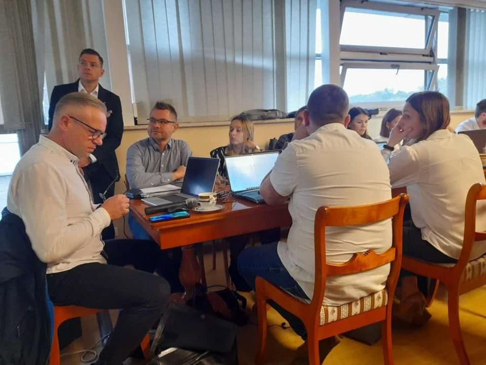 Sesja Rady Miejskiej w Jarocinie (25 października 2023) — zdjęcie 6 z 44