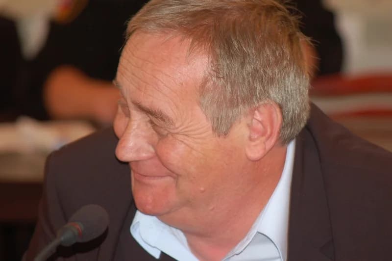 Marek Przymusiński nie żyje. Był pierwszym burmistrzem Jarocina po transformacji ustrojowej