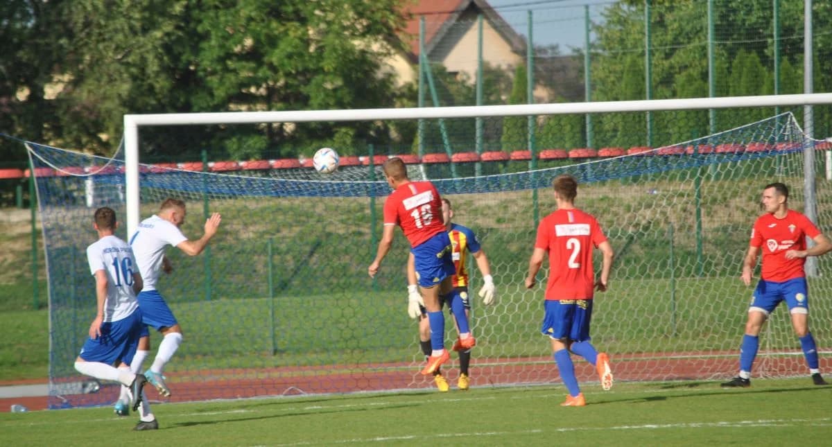 Druga z rzędu porażka Jaroty w IV lidze