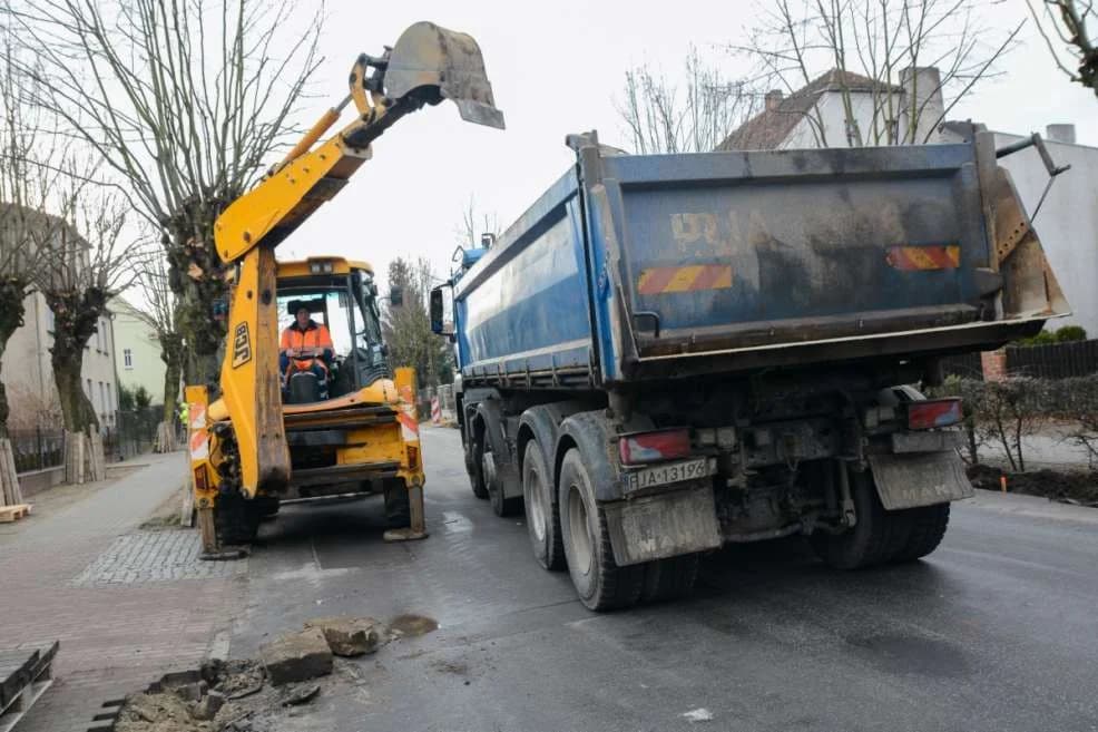 Remont w centrum Jarocina. Jakie będą utrudnienia? Co z kursami autobusów? [ZDJĘCIA, SONDA] — zdjęcie 6 z 48