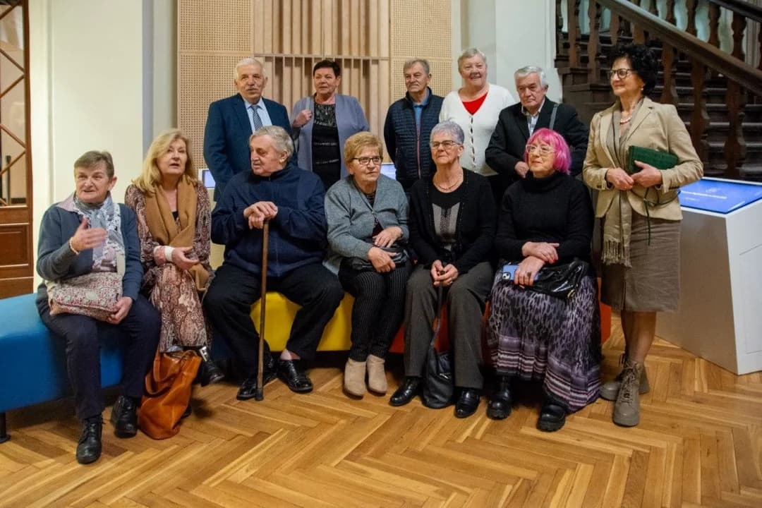 Intarsja - sztuka "malowania" w drewnie. W sobotę wernisaż Zenona Pląskowskiego [ZDJĘCIA] — zdjęcie 6 z 58