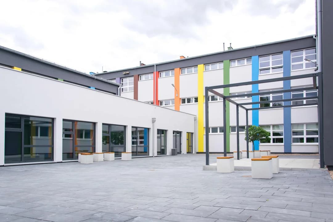 Hala sportowa Poznań Głuszyna.